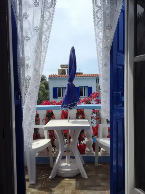 Meltemia Studio Samos near the beach - Image 1
