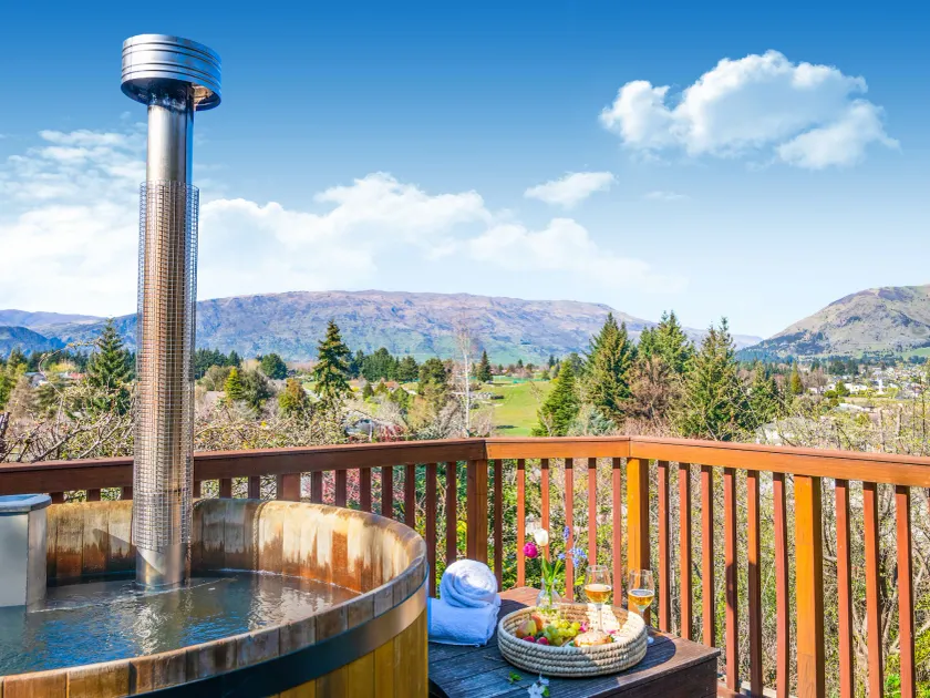 Archway Motels & Chalets - Image 1