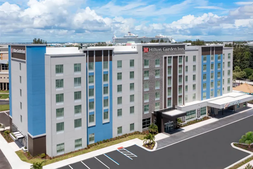 Hilton Garden Inn Cape Canaveral near Cocoa Beach - Image 1