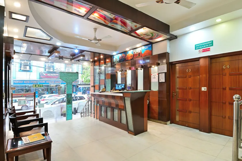 Hotel Aster Inn New Delhi - Image 1