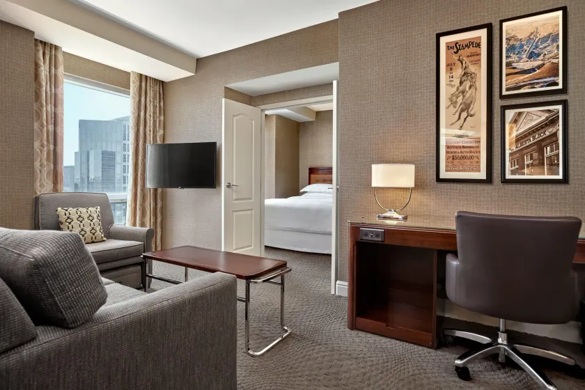 Sheraton Suites Calgary Eau Claire - Image 1