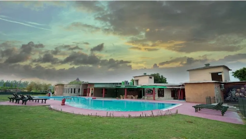 Corbett Soho Resort - Image 1