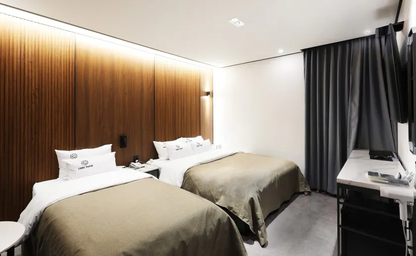 Cielo hotel - Image 1