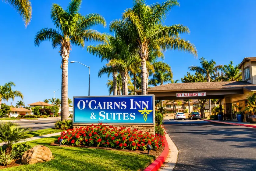 O'cairns Inn & Suites - Image 1