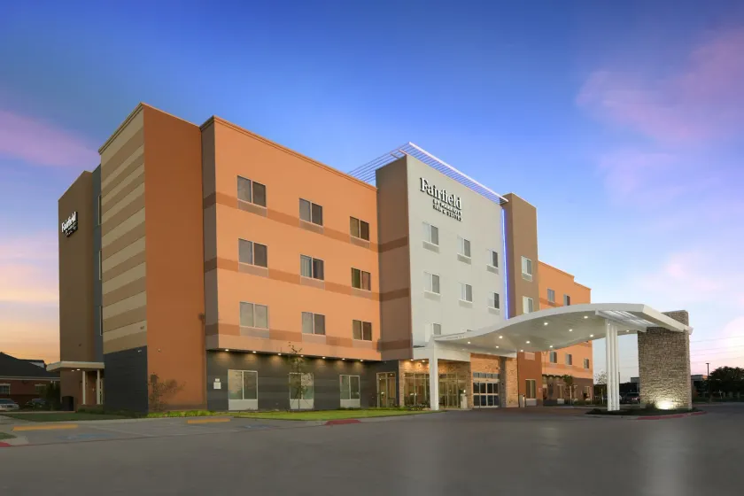 Fairfield by Marriott Inn & Suites Dallas East - Image 1