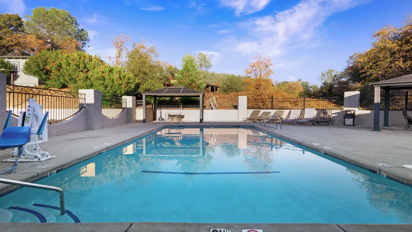 Country Inn Sonora - Image 1