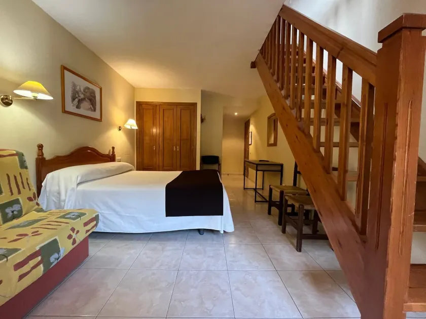 Hotel Joan Canejan - Image 1