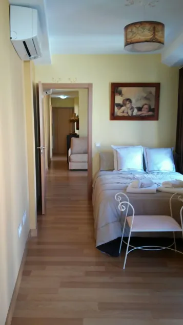 Apartamentos Turísticos La Garza - Image 1