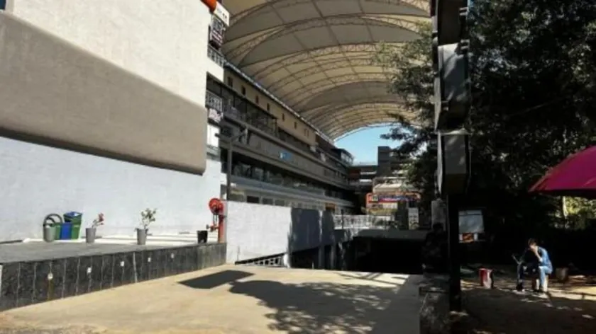 Hotel Shree Hari Om Residency - Image 1