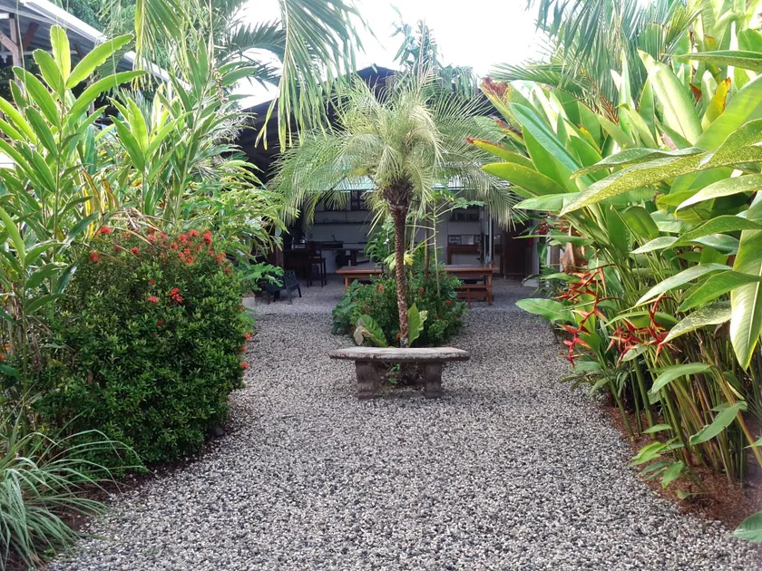 Cabinas Tropicales - Image 1