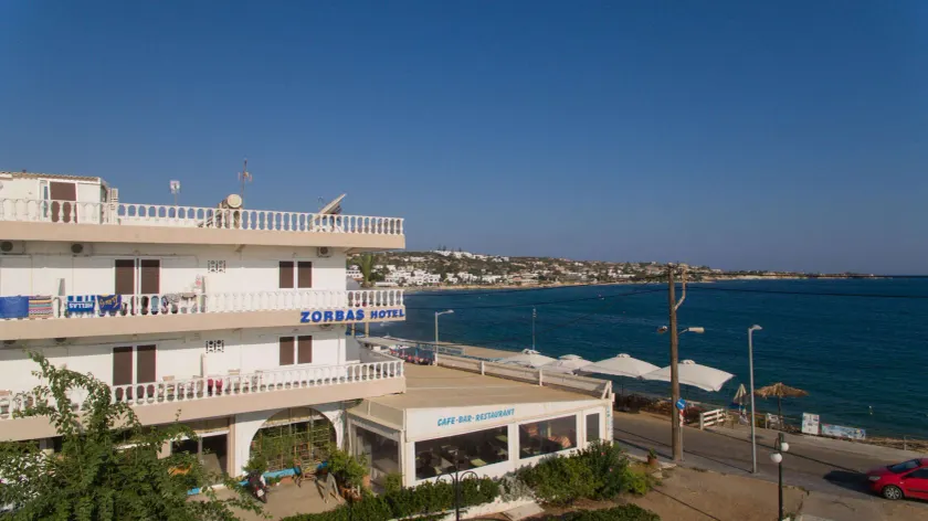 Zorbas Beach Hotel - Image 1