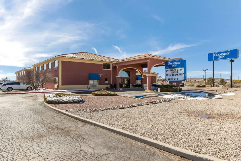 Rodeway Inn Gallup West - Image 1