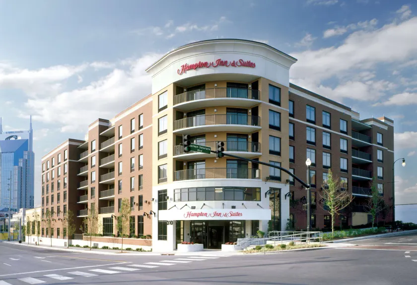 Hampton Inn & Suites Nashville Downtown - Image 1
