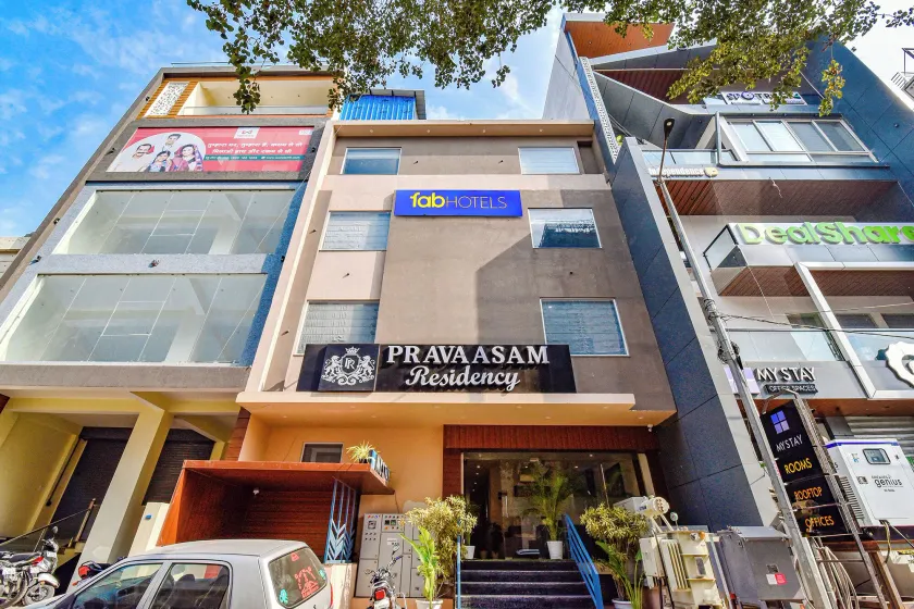 FabHotel Pravaasam Residency - Image 1