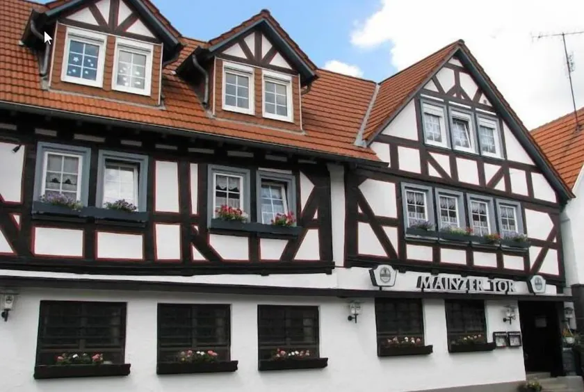 Restaurant / Pension Mainzer Tor - Image 1