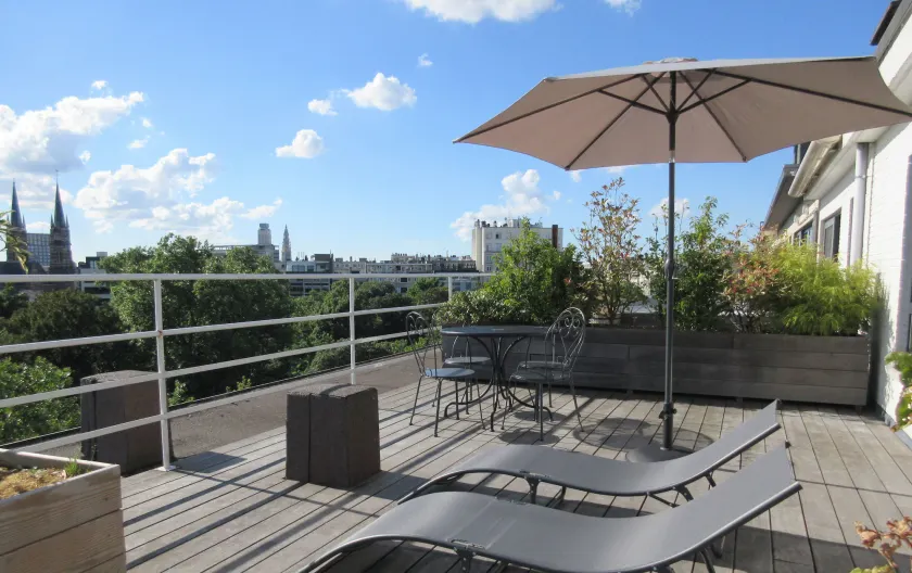 Fuths Penthouse 55 - Image 1
