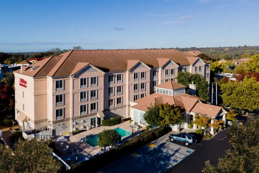 Hilton Garden Inn Folsom - Image 1