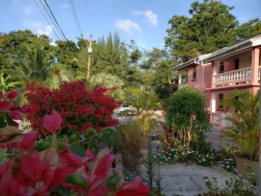Gentle Breeze Apartments - Image 1