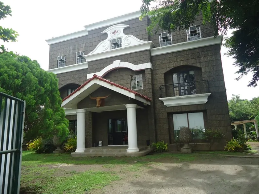 REX Habitat and Cultural Display Area - Image 1
