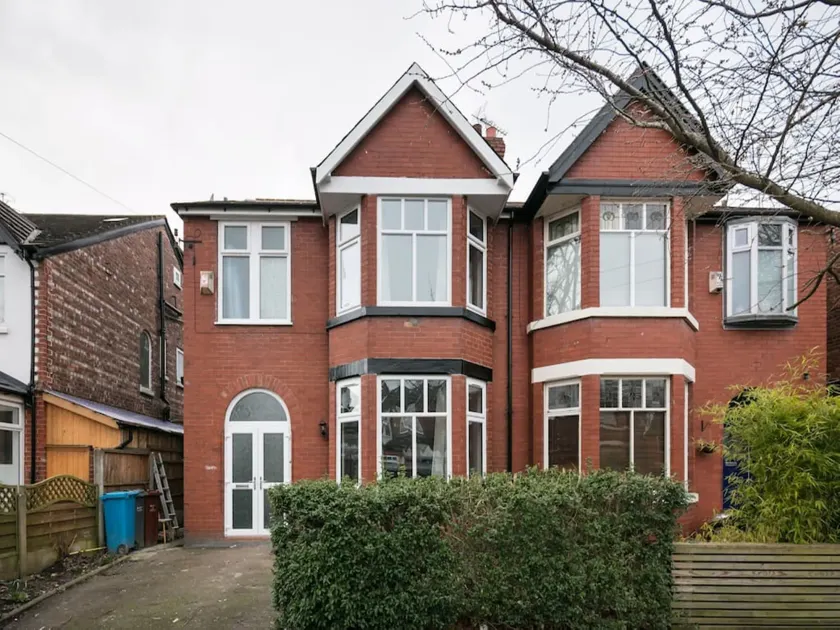 Shared Short Term Let South Manchester - Image 1