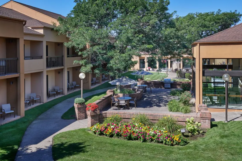 Courtyard Detroit Dearborn - Image 1