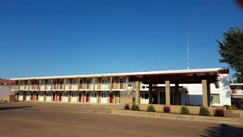 Plains Motel - Image 1