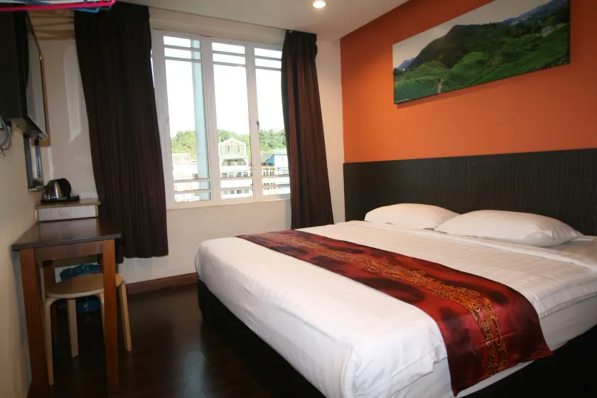 HOTEL POP ASH - Image 1