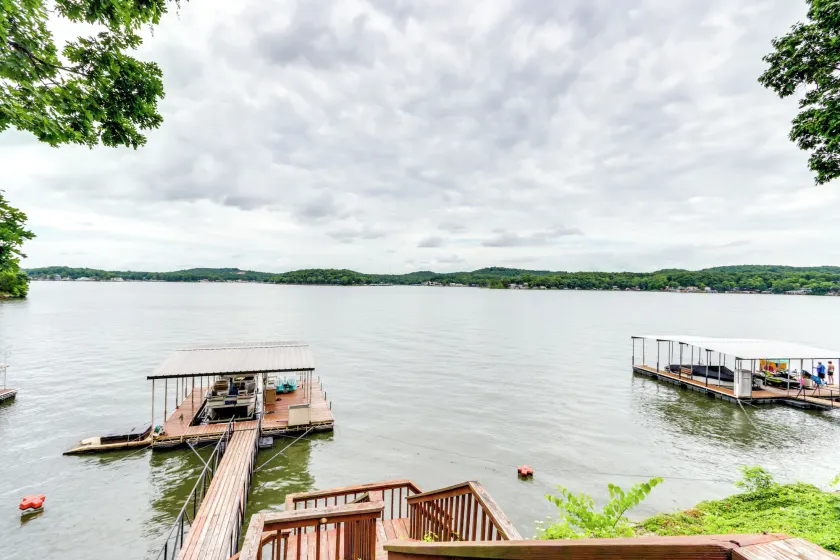 Deck & Boat Dock: Lakefront Getaway in Camdenton - Image 1