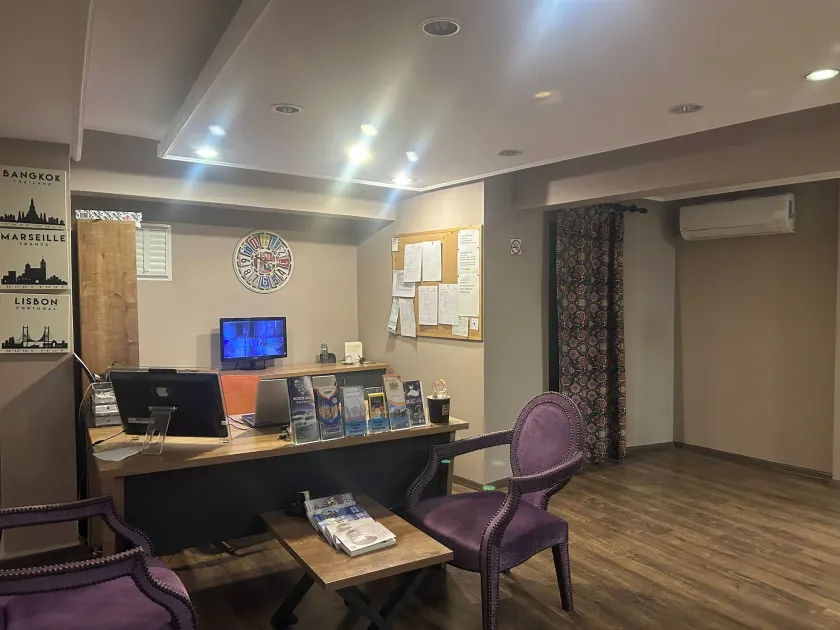 Fuego Design Suites - Reception