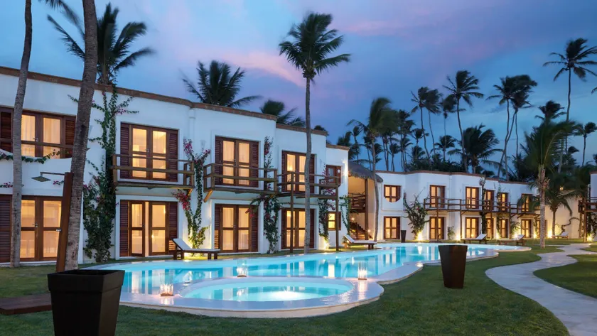 Blue Residence Hotel - Image 1