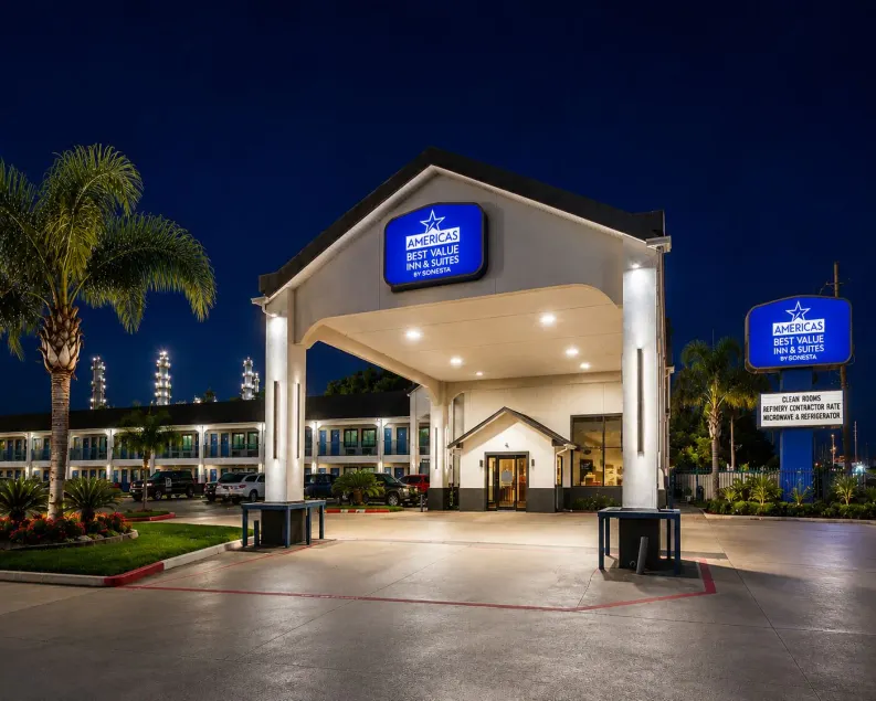 Americas Best Value Inn & Suites Mont Belvieu Houston - Image 1