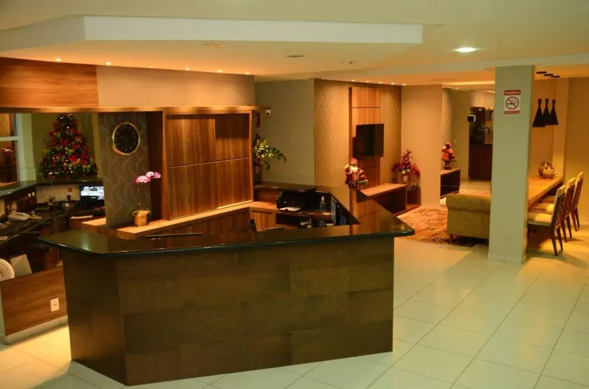 Hotel Flamboyant - Image 1