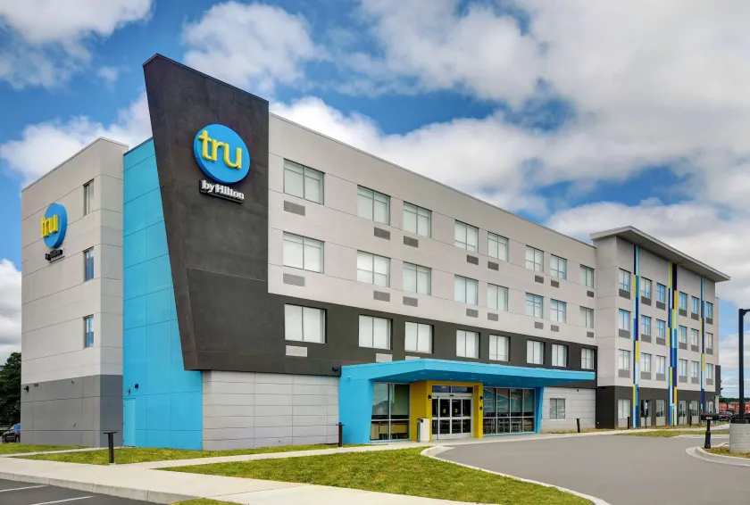 Tru By Hilton Gaylord, MI - Image 1