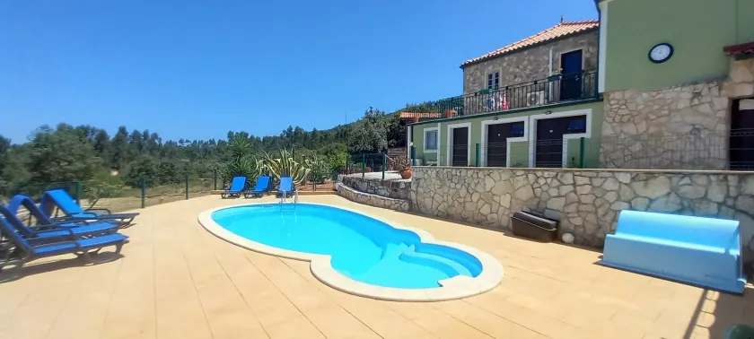 Casa De Campo De Oliveiras - Image 1