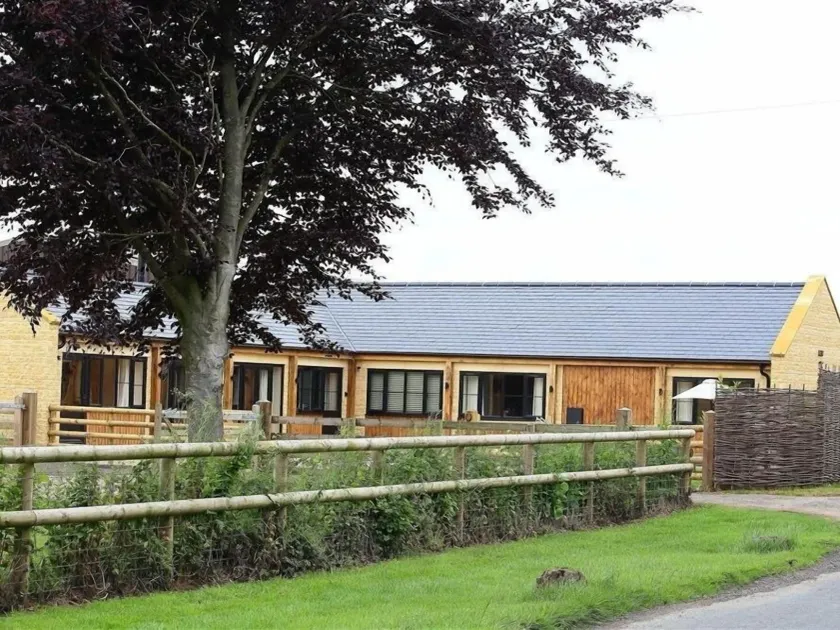 Park Stables - Image 1