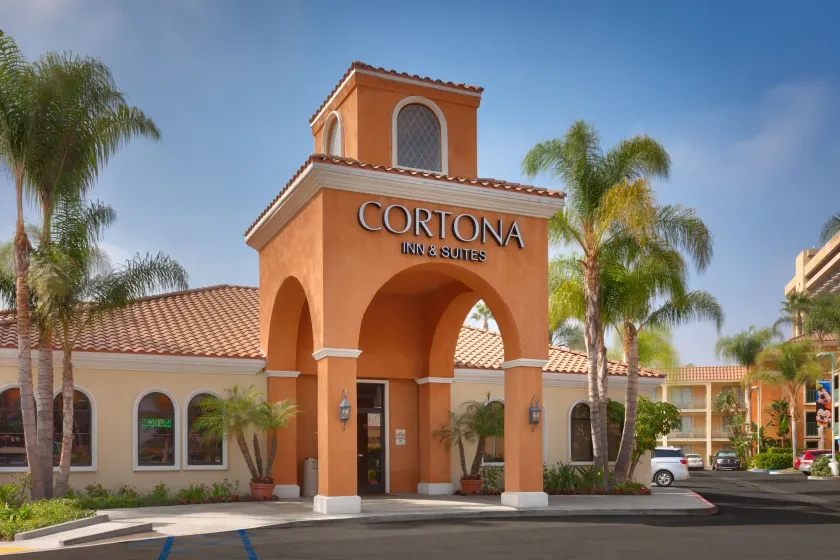 Cortona Inn and Suites Anaheim Resort - Image 1