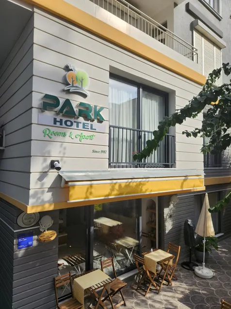 Park Hotel Rooms & Apart - Image 1