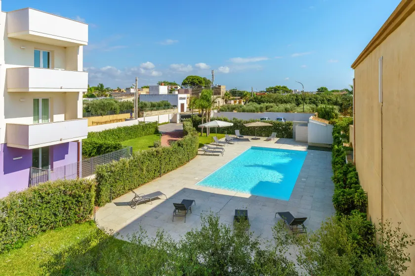 Travini Hotel Residence - Image 1