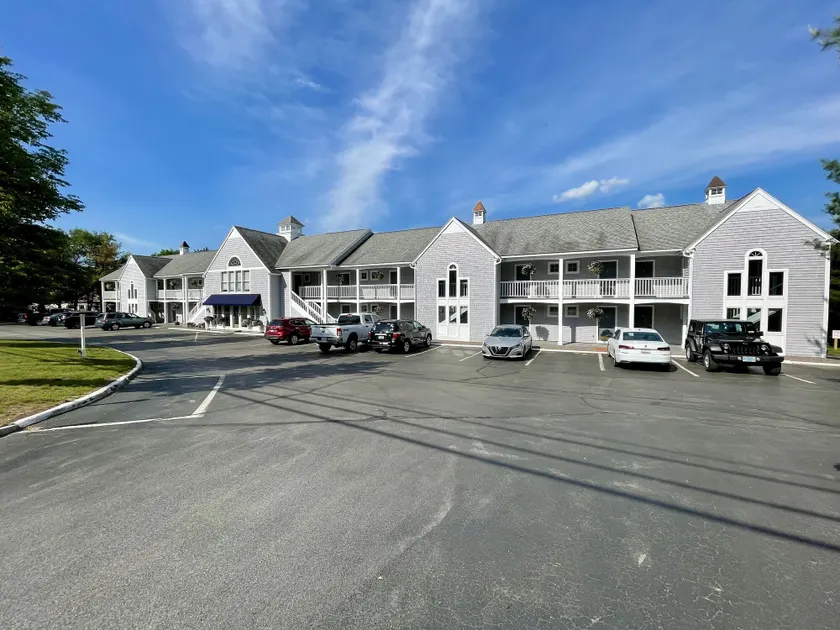 North Conway Mountain Inn - Image 1