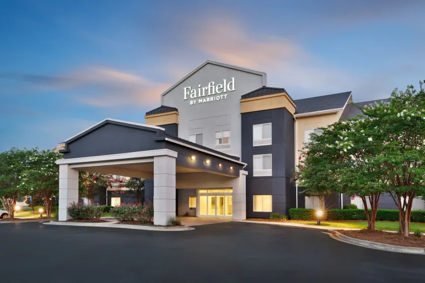 Fairfield Inn & Suites by Marriott Albany - Image 1