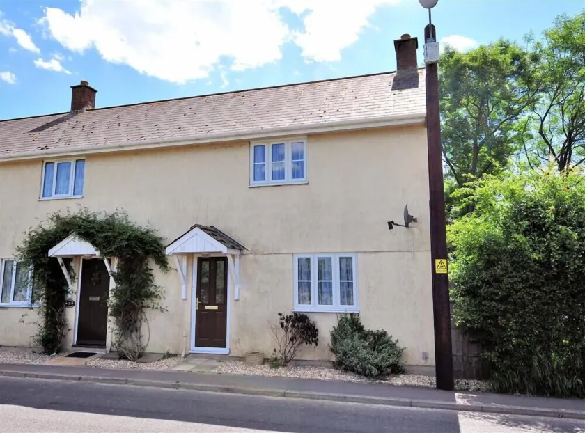 4 Riverside Cottages - Image 1