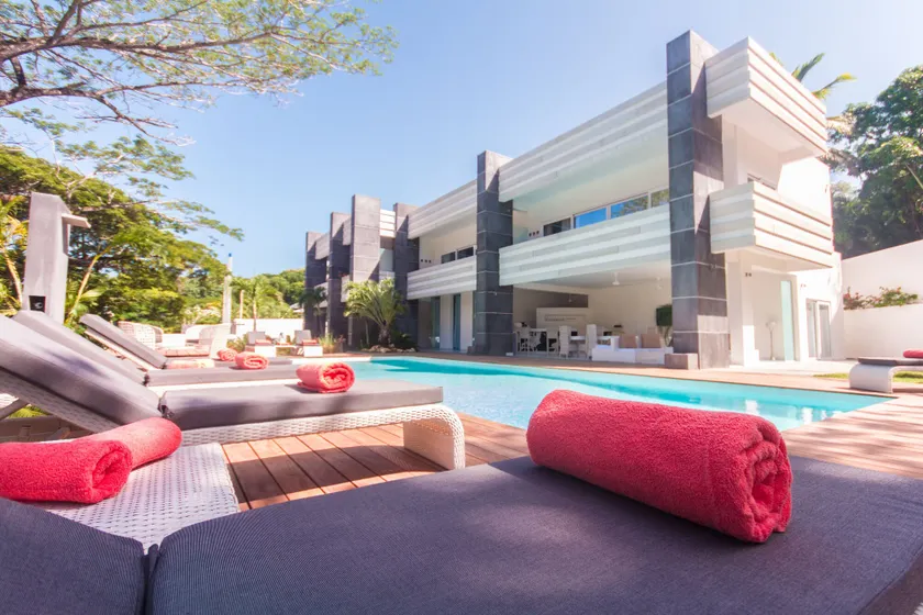 CASA-22 Luxury Boutique Hotel - Image 1