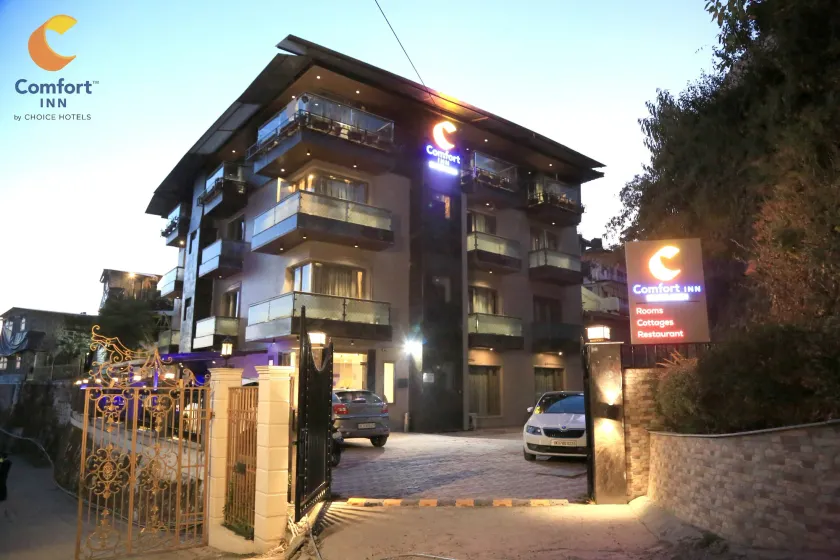 Comfort Inn Silver Arch Hotel, Mussoorie - Image 1