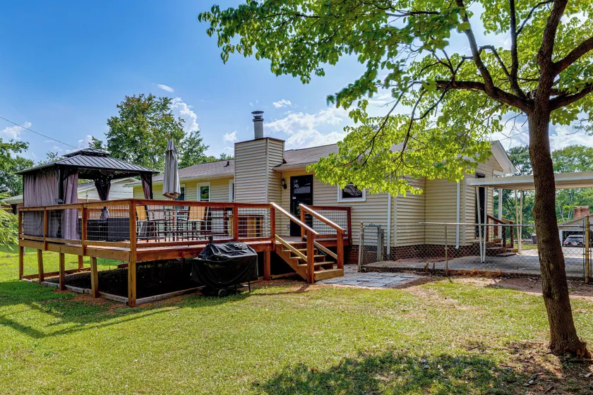 5 Mi to Dtwn Greenville! Getaway w/ Deck & Yard - Image 1
