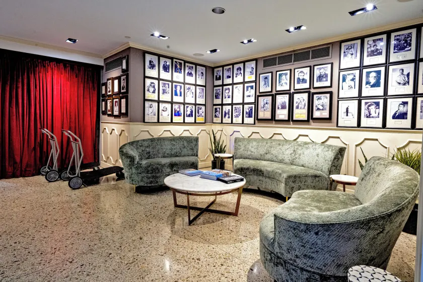  The Hollywood Franklin Hotel near Universal Studios - Image 1