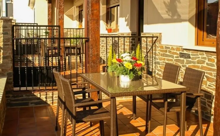 Apartamentos Rurales El Calama - Image 1