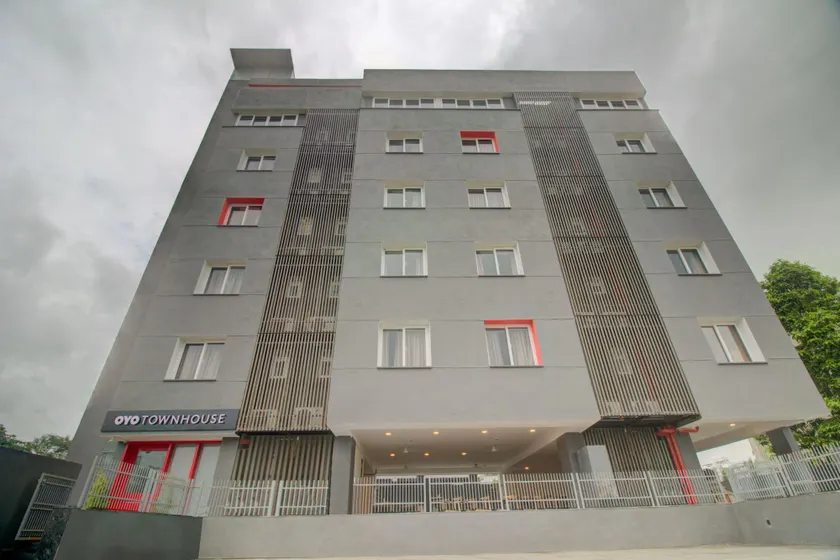 OYO Townhouse 177 Balewadi - Image 1