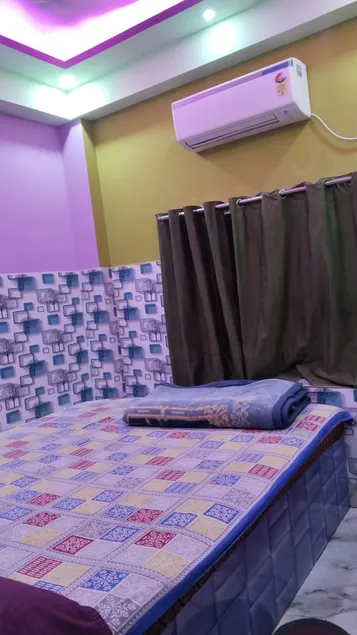NEW SRI GURU BHAVAN - Room