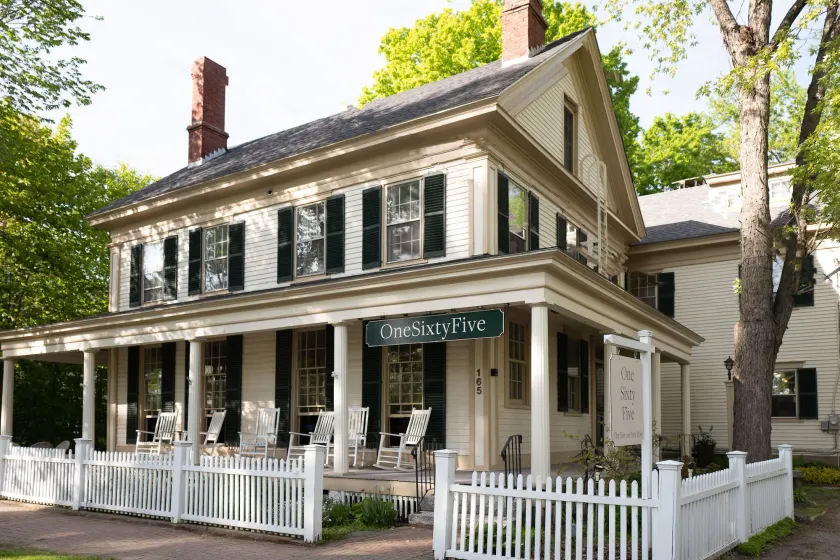OneSixtyFive, The Inn on Park Row - Image 1