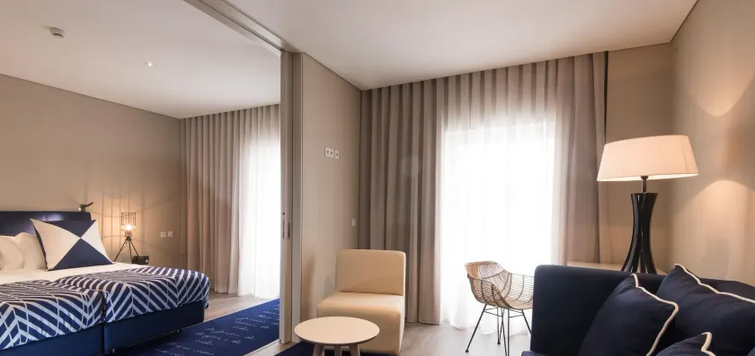 Hotel Casa Hintze Ribeiro - Image 1